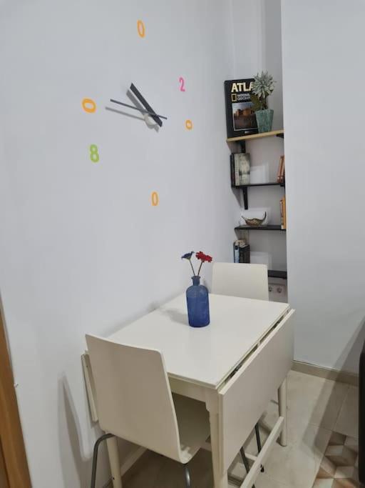Apartamento En El Fontanal, Casa- Patio De Vecinos Sevilla Eksteriør billede